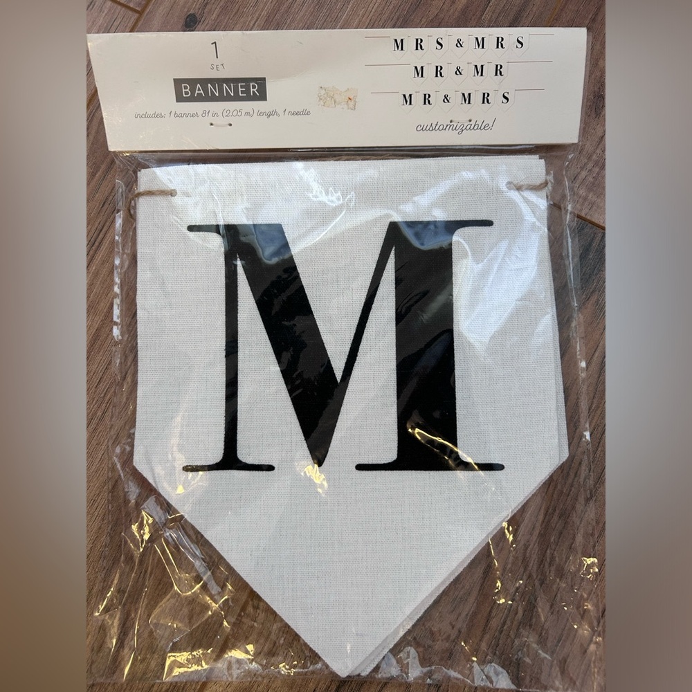 Mr & Mrs Bunting Garland